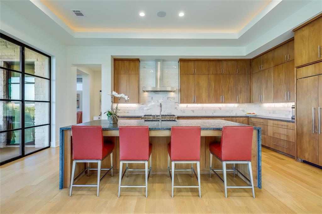 4901 Peralta LN