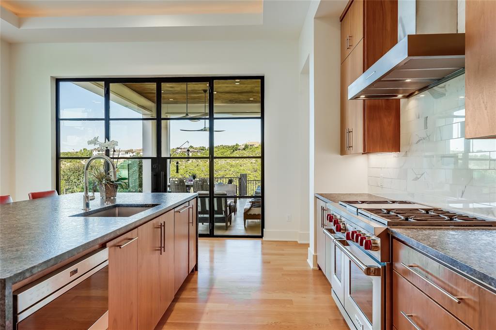 4901 Peralta LN