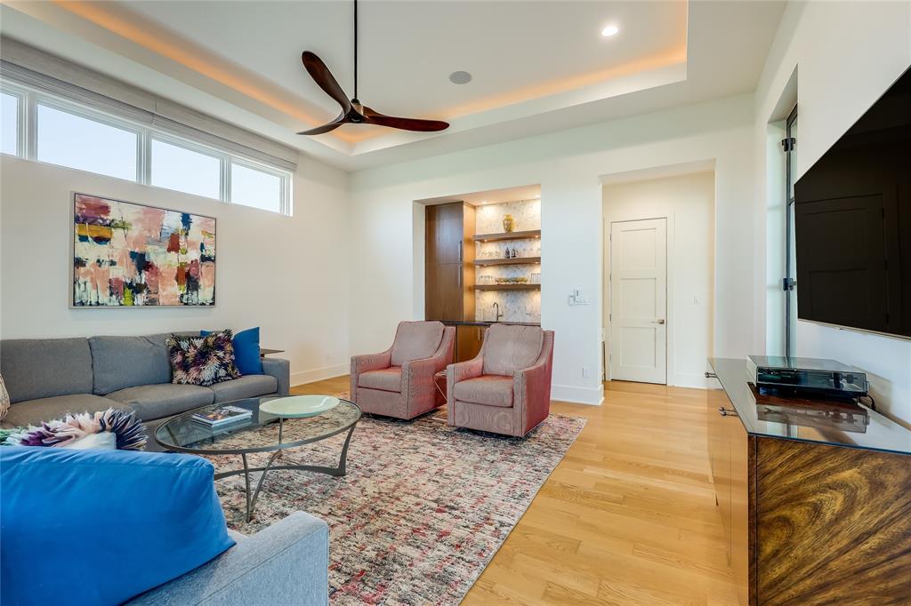 4901 Peralta LN
