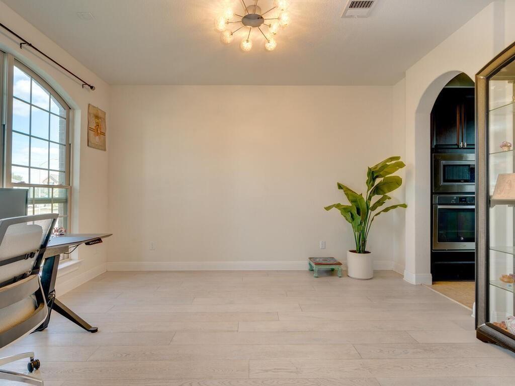 4504 Tanglewood ESTS