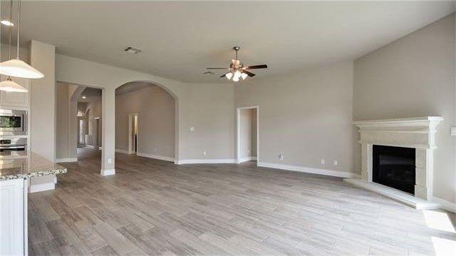 2017 LIMESTONE LAKE DR