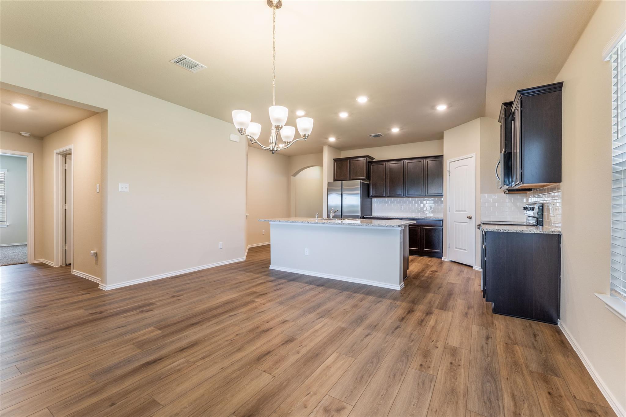 125 Break Ave