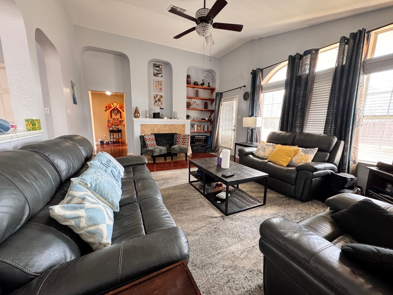 15529 Staked Plains LOOP