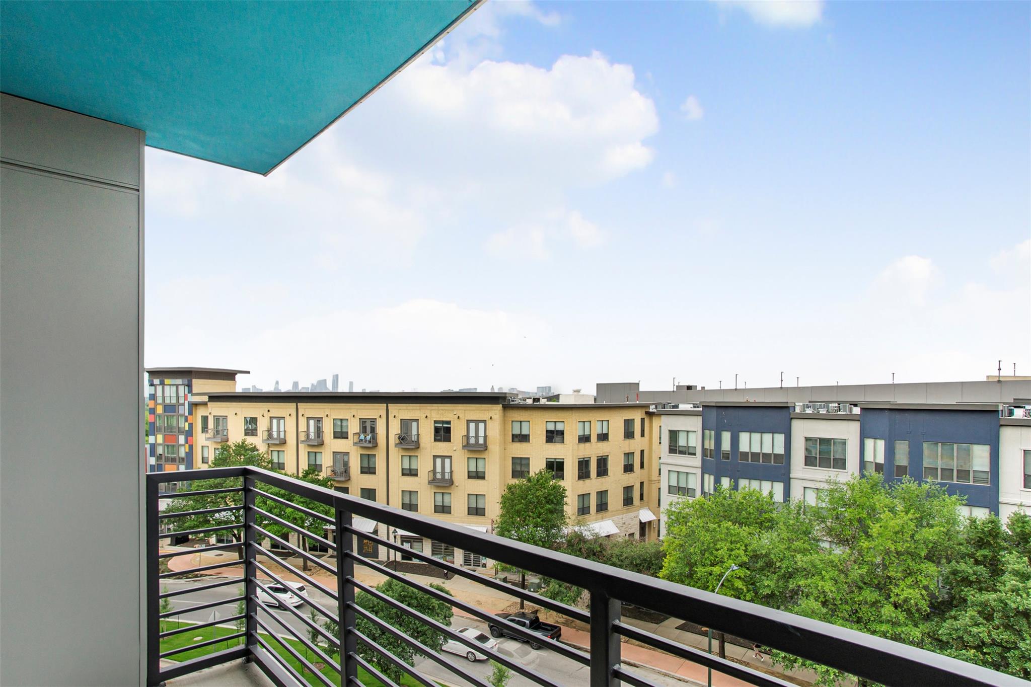 1701 Simond Ave # 520