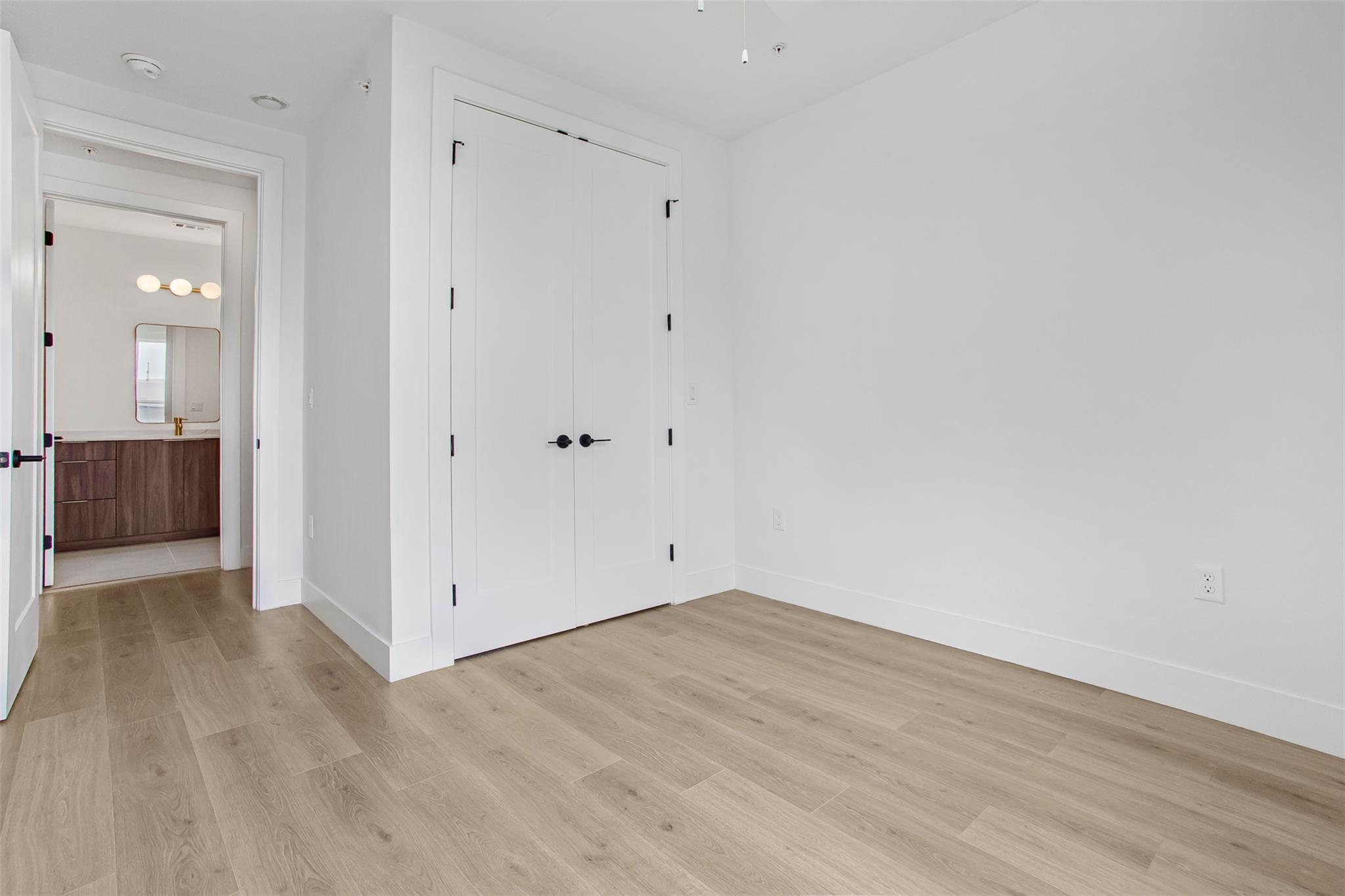 1701 Simond Ave # 520