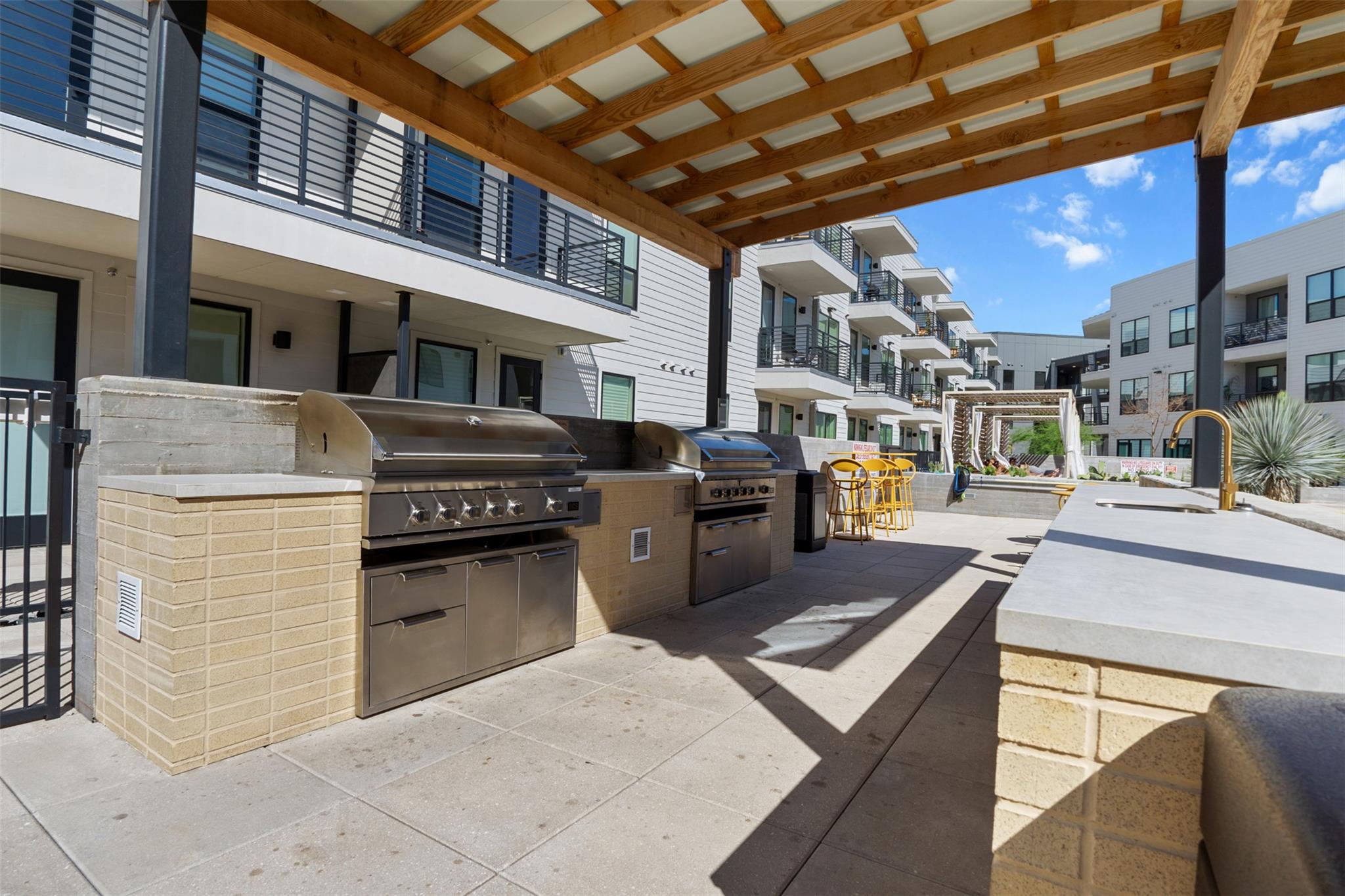 1701 Simond Ave # 520