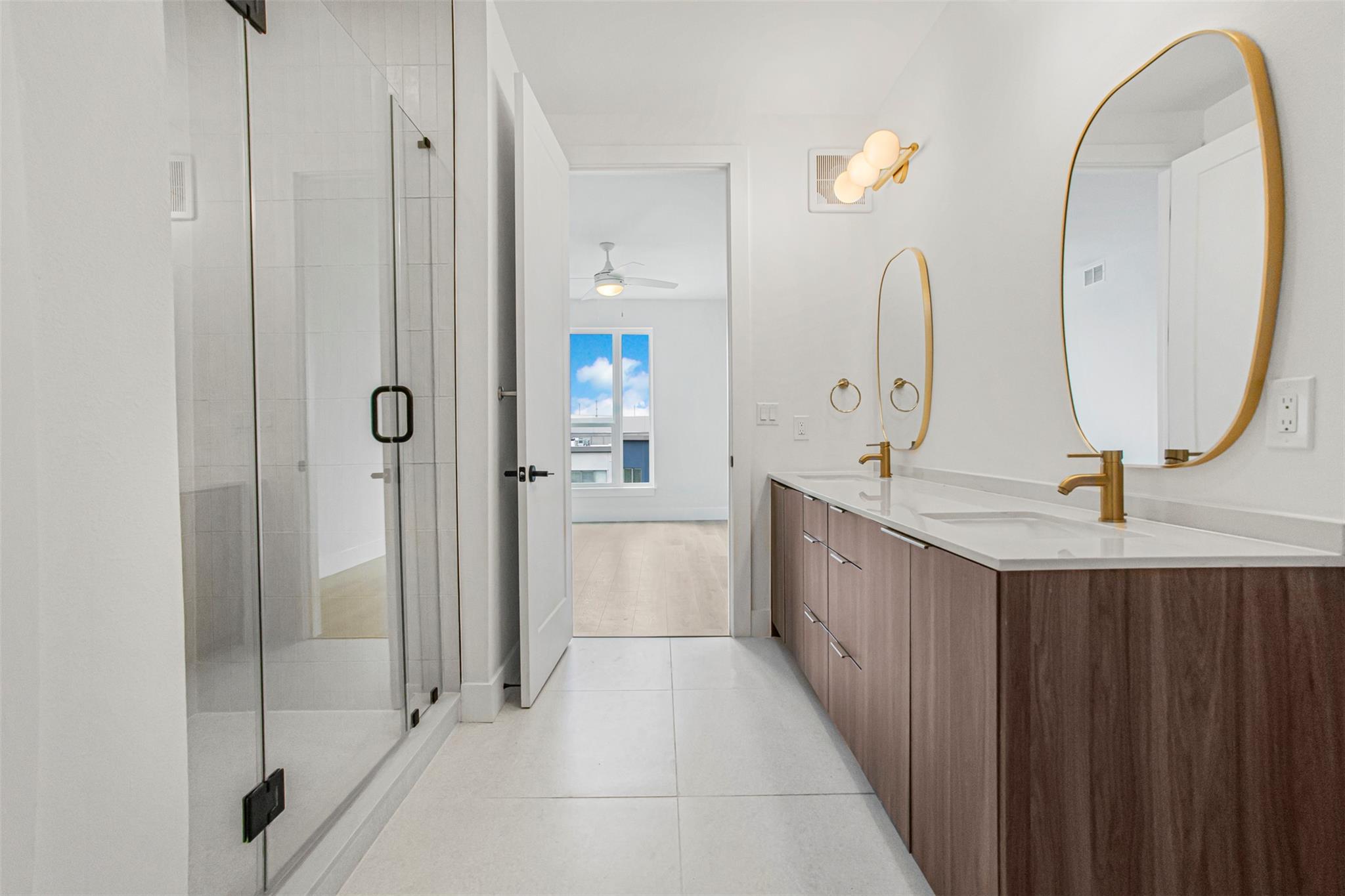 1701 Simond Ave # 520