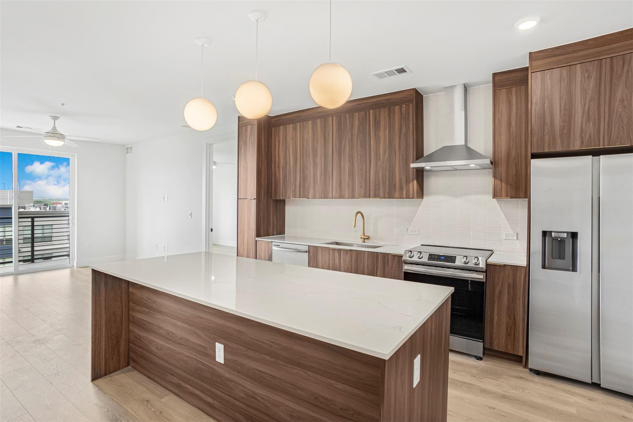1701 Simond Ave # 520