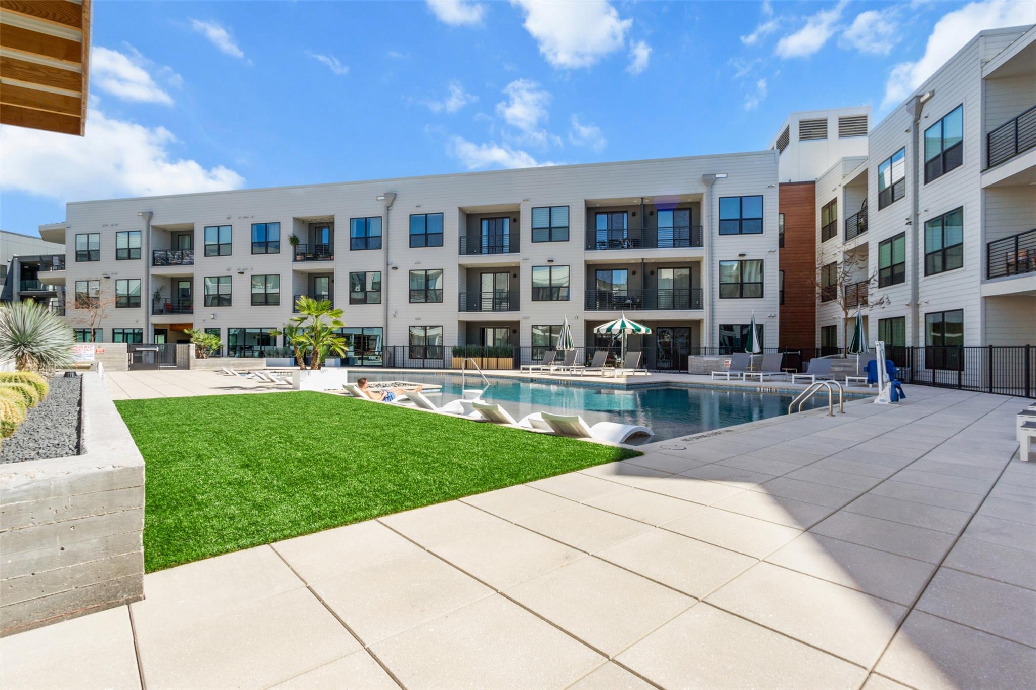 1701 Simond Ave # 520