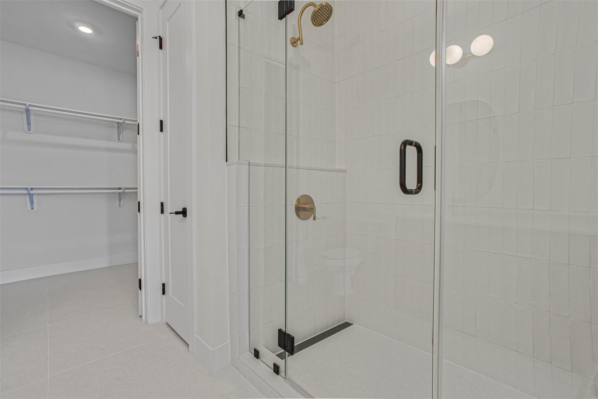 1701 Simond Ave # 520