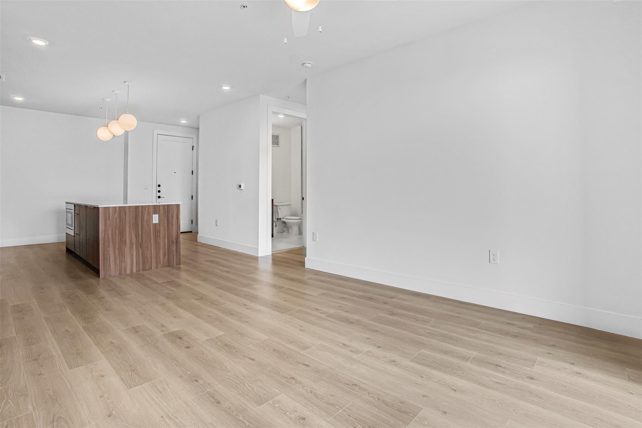 1701 Simond Ave # 520
