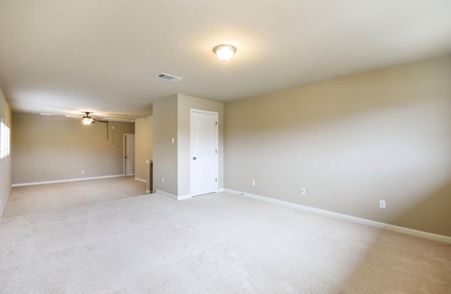 213 Simmons DR
