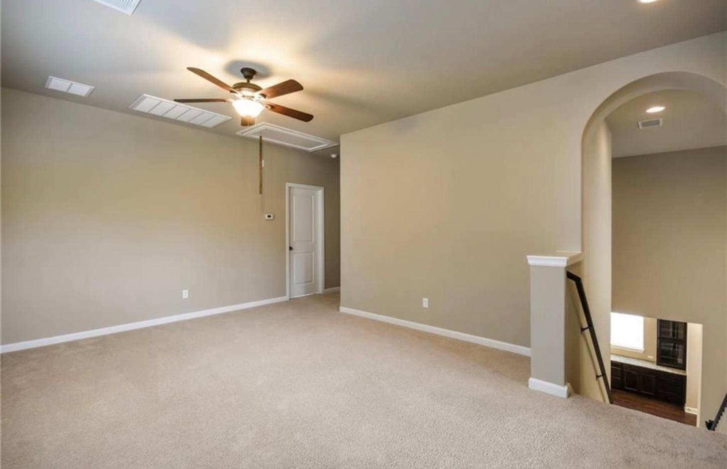 213 Simmons DR
