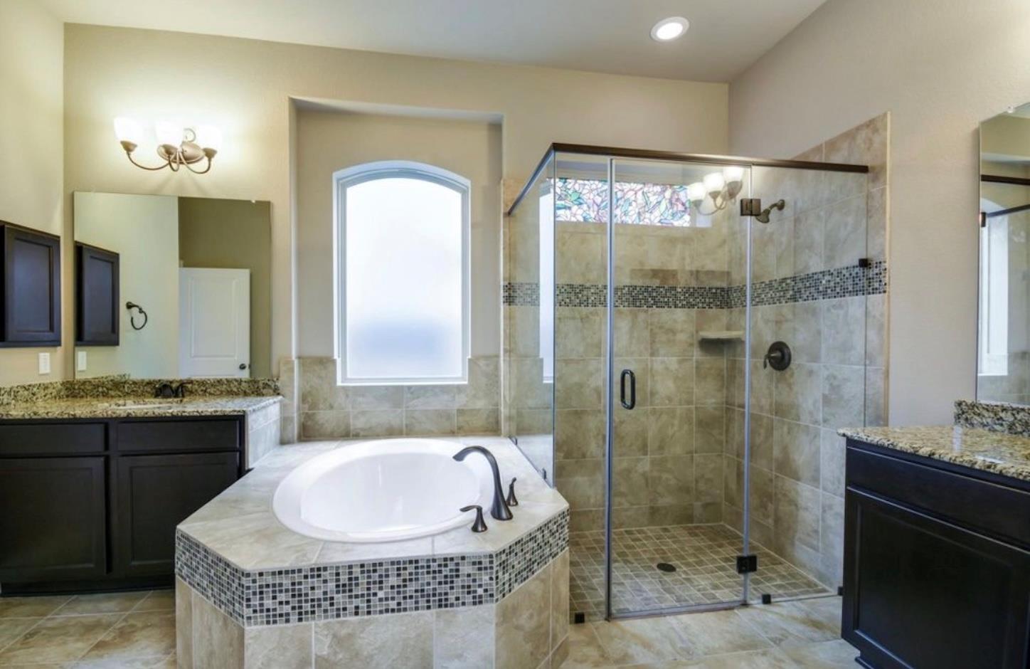 213 Simmons DR