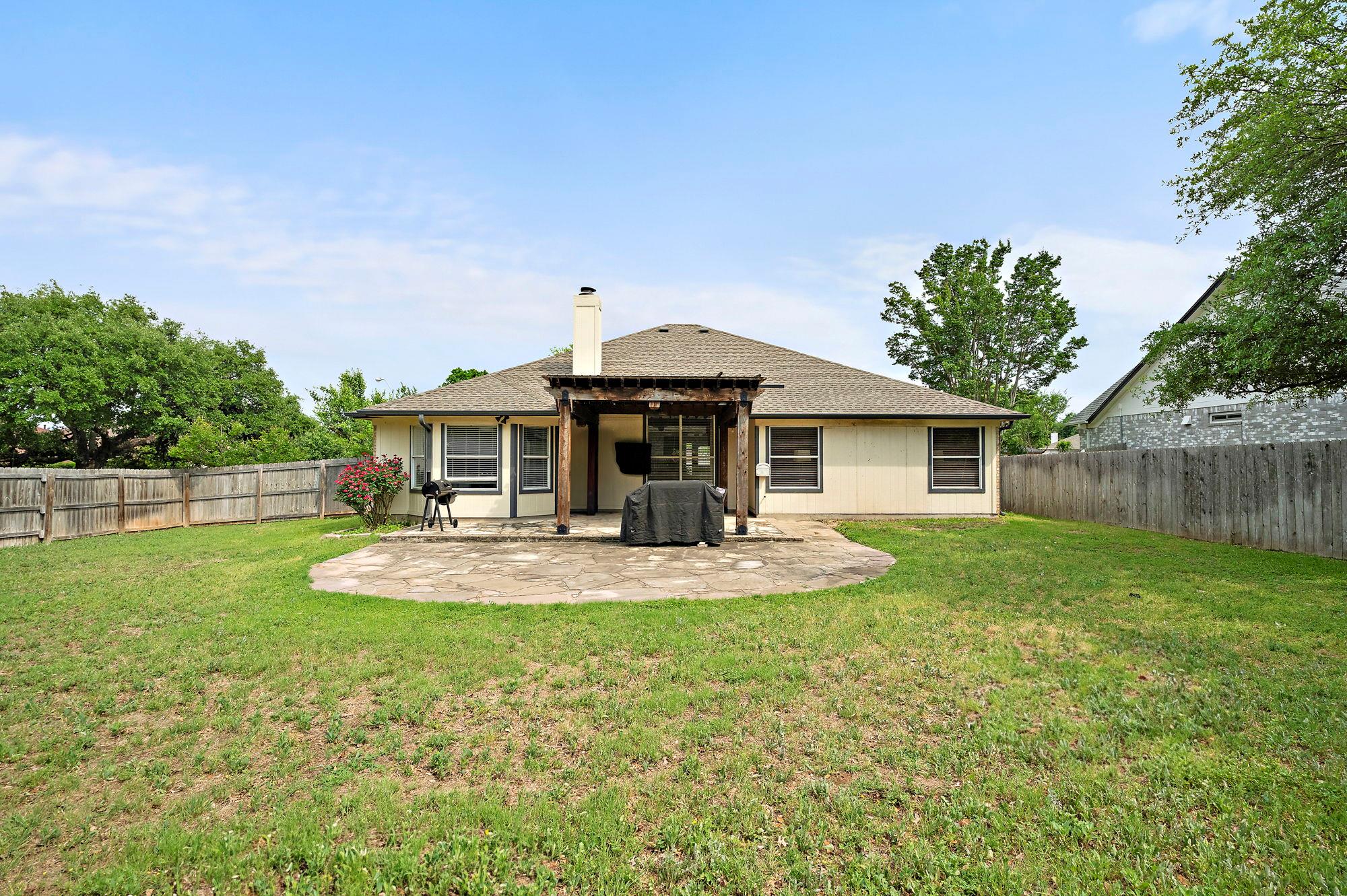 16700 Anjou LN