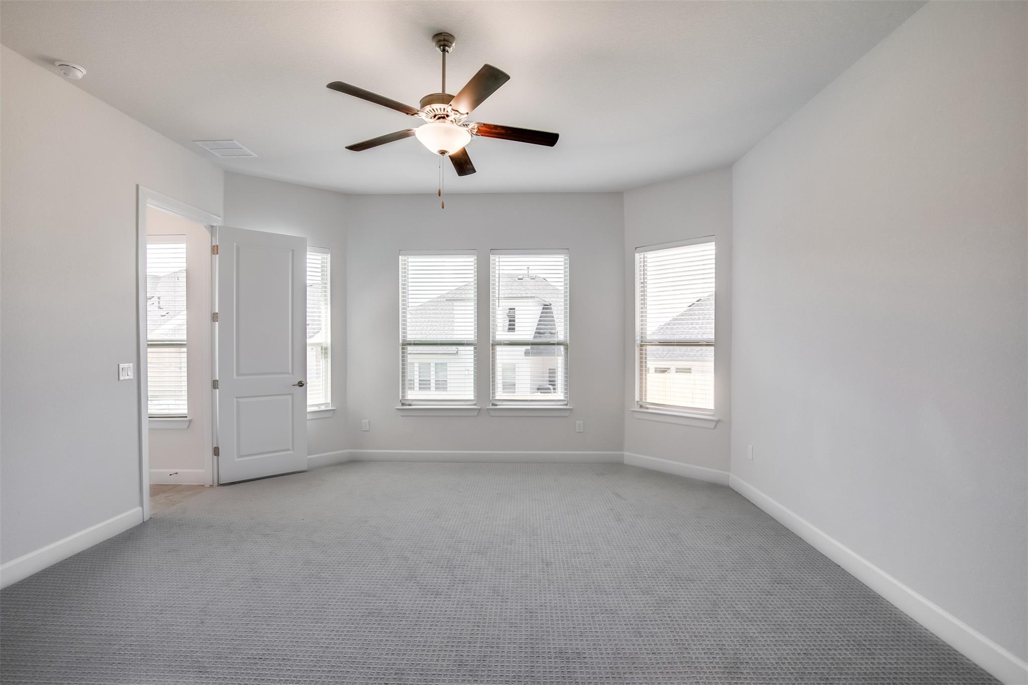 12706 Bloomington DR