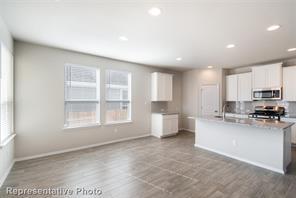117 Crescent ST