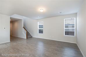 117 Crescent ST