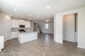 117 Crescent ST