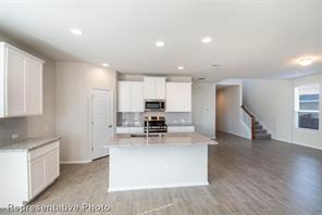 117 Crescent ST