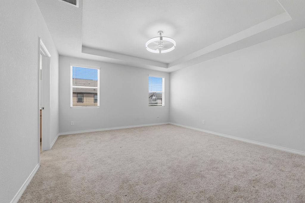 245 Leeland DR