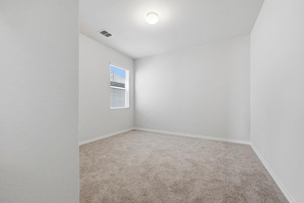 245 Leeland DR