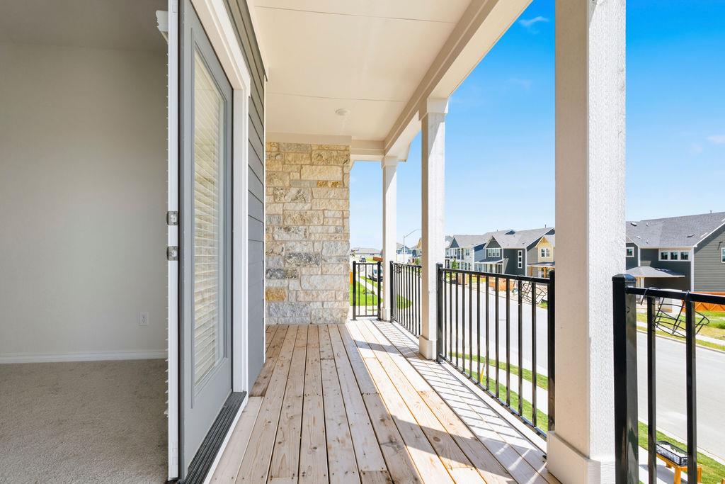 245 Leeland DR
