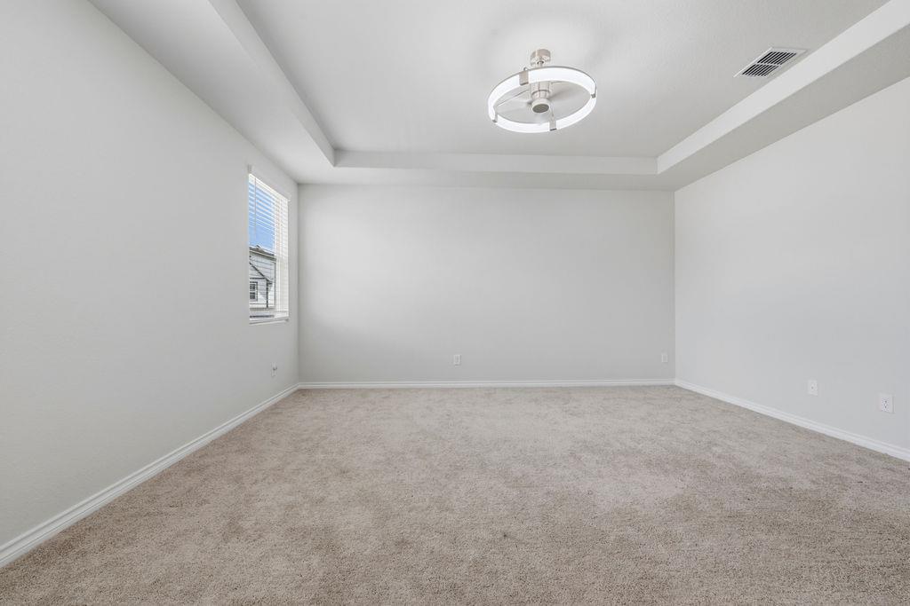 245 Leeland DR