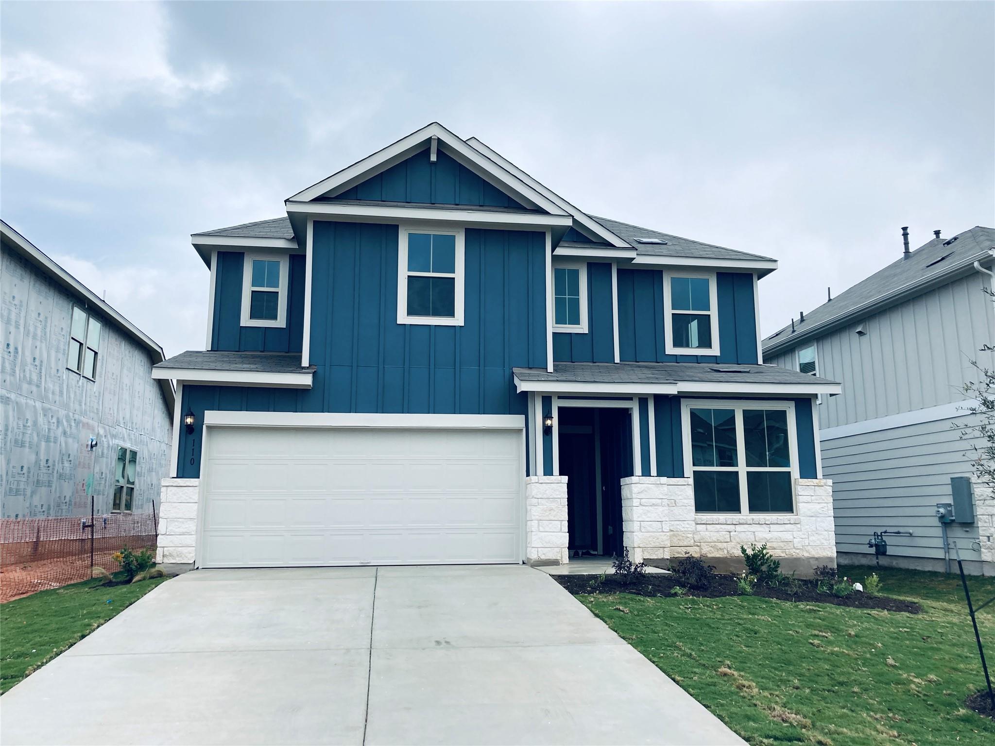 110 White Aster CT