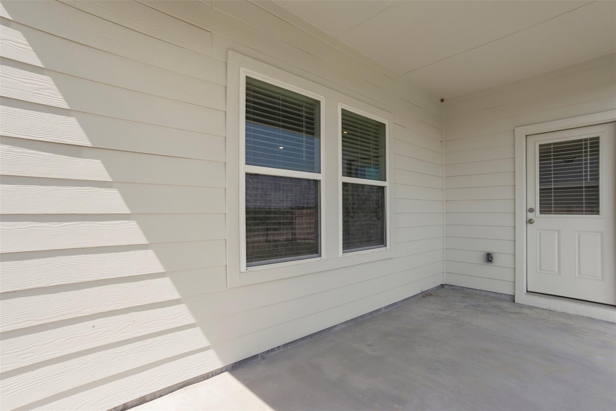 121 FLORA VISTA ST