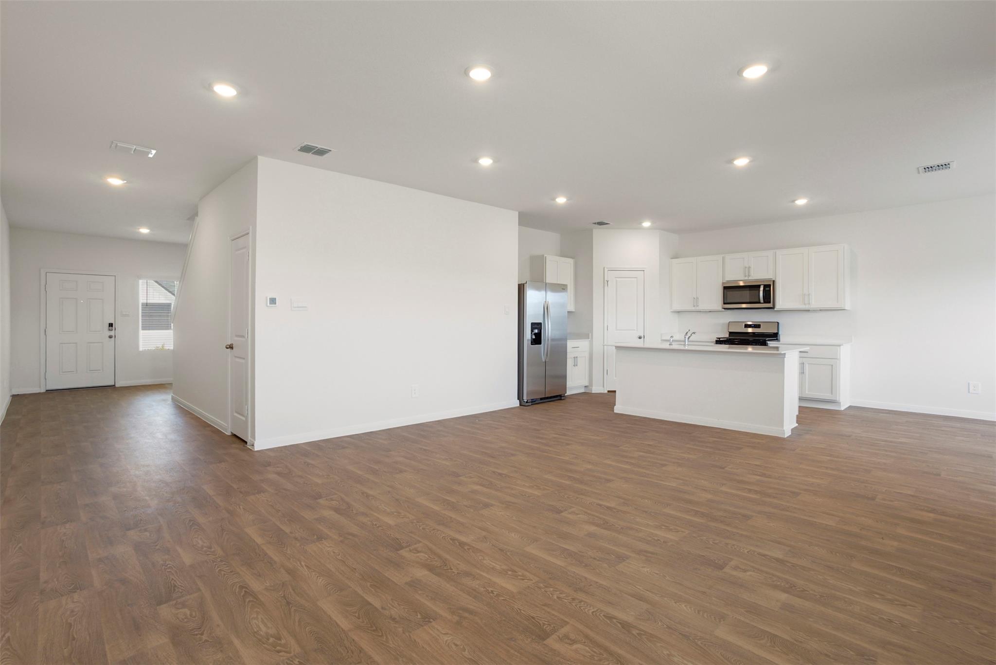 121 FLORA VISTA ST