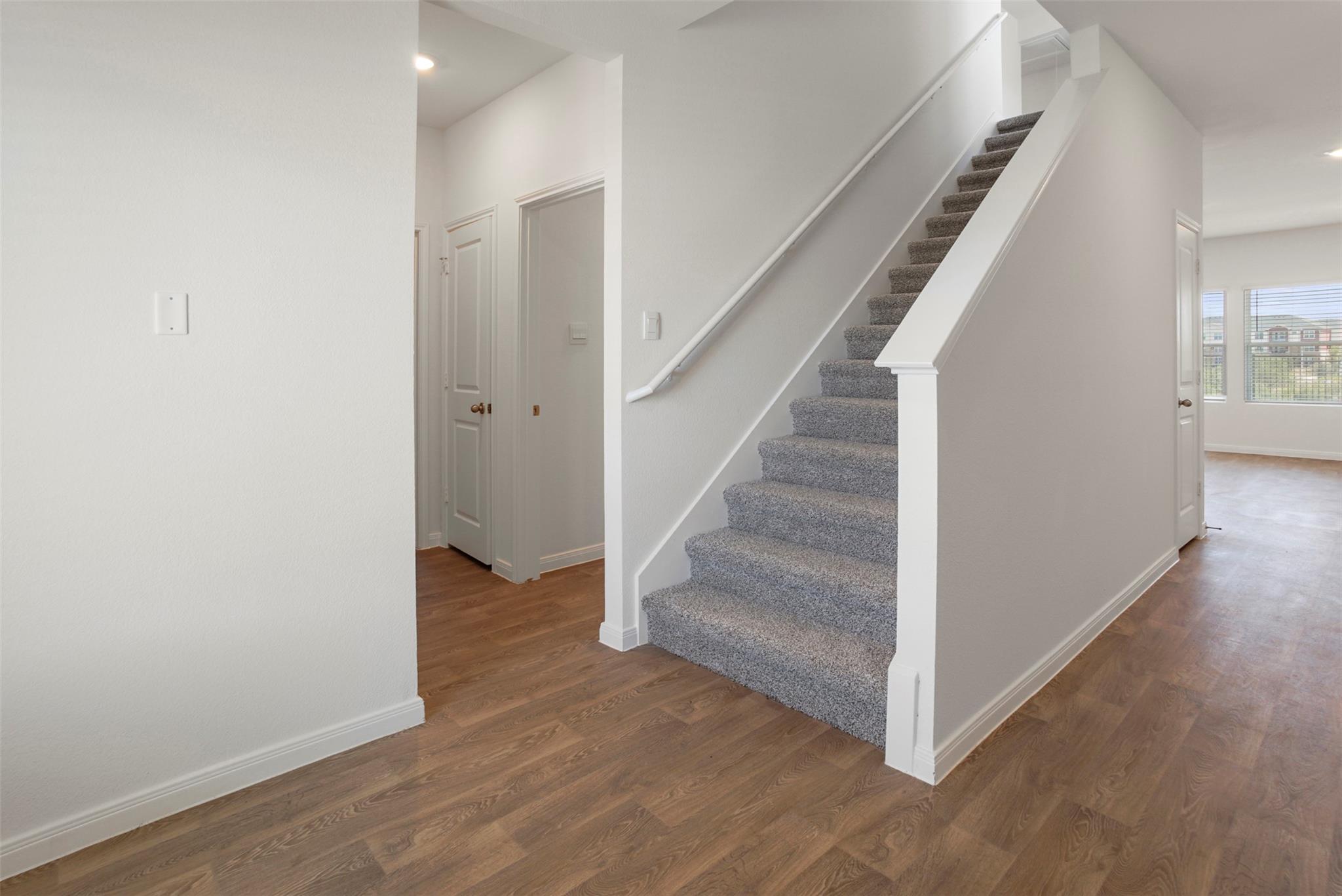 121 FLORA VISTA ST