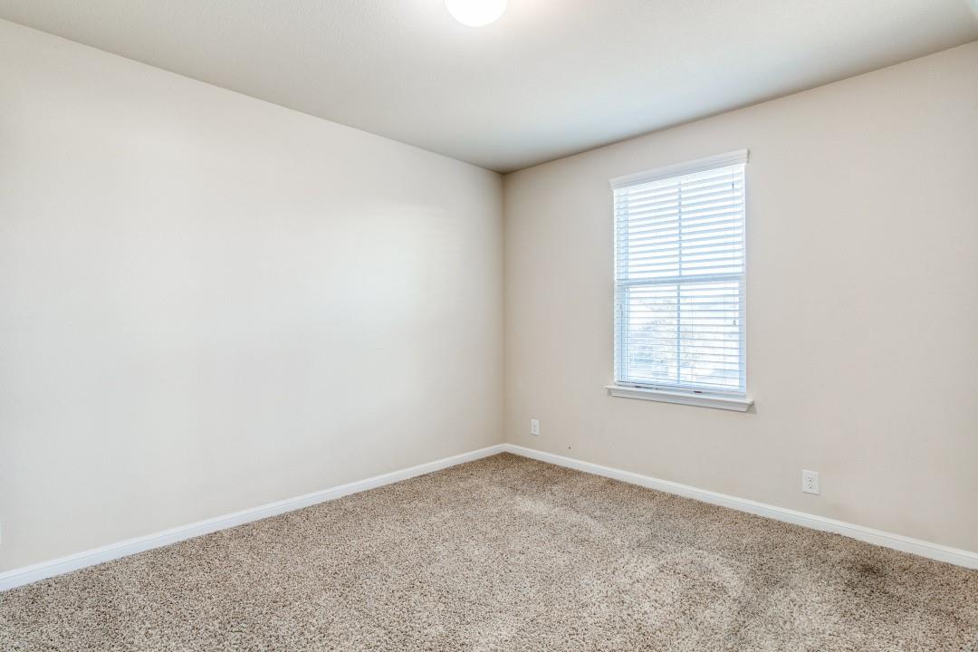 11628 Yeadon WAY