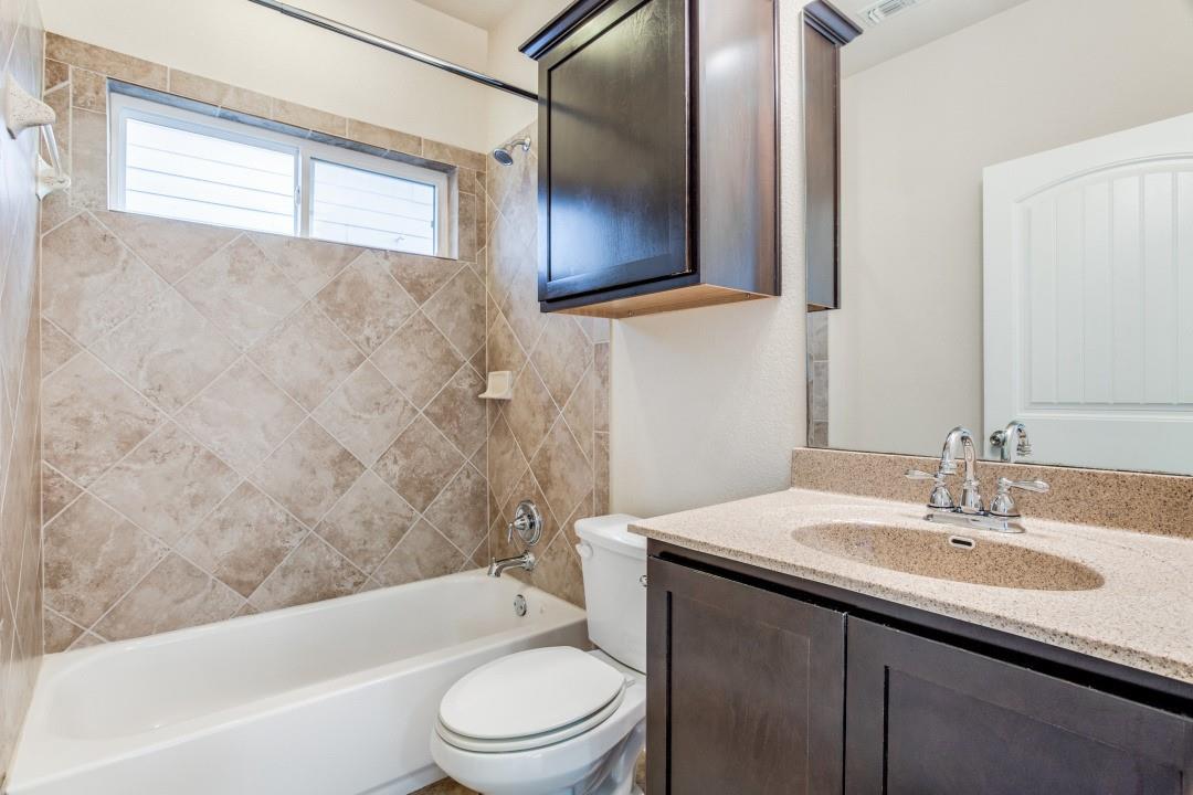 11628 Yeadon WAY
