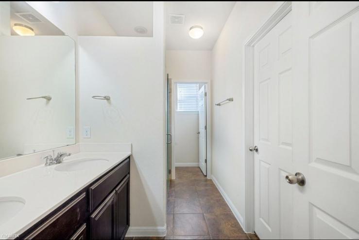 1401 Little Elm TRL # 114