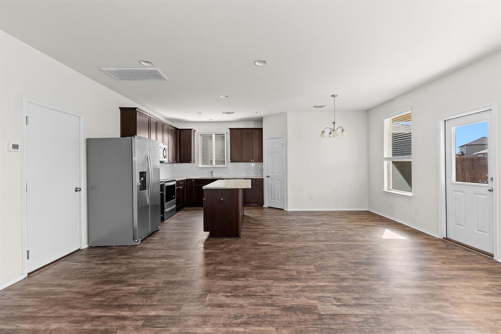 457 Bedford Falls LN