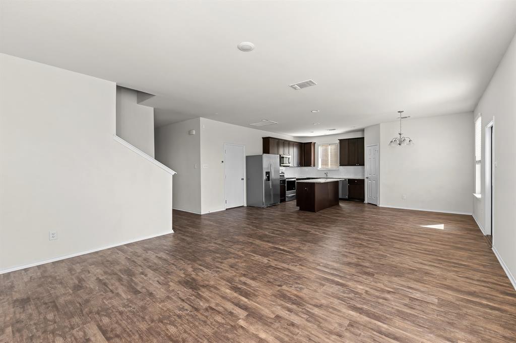 457 Bedford Falls LN