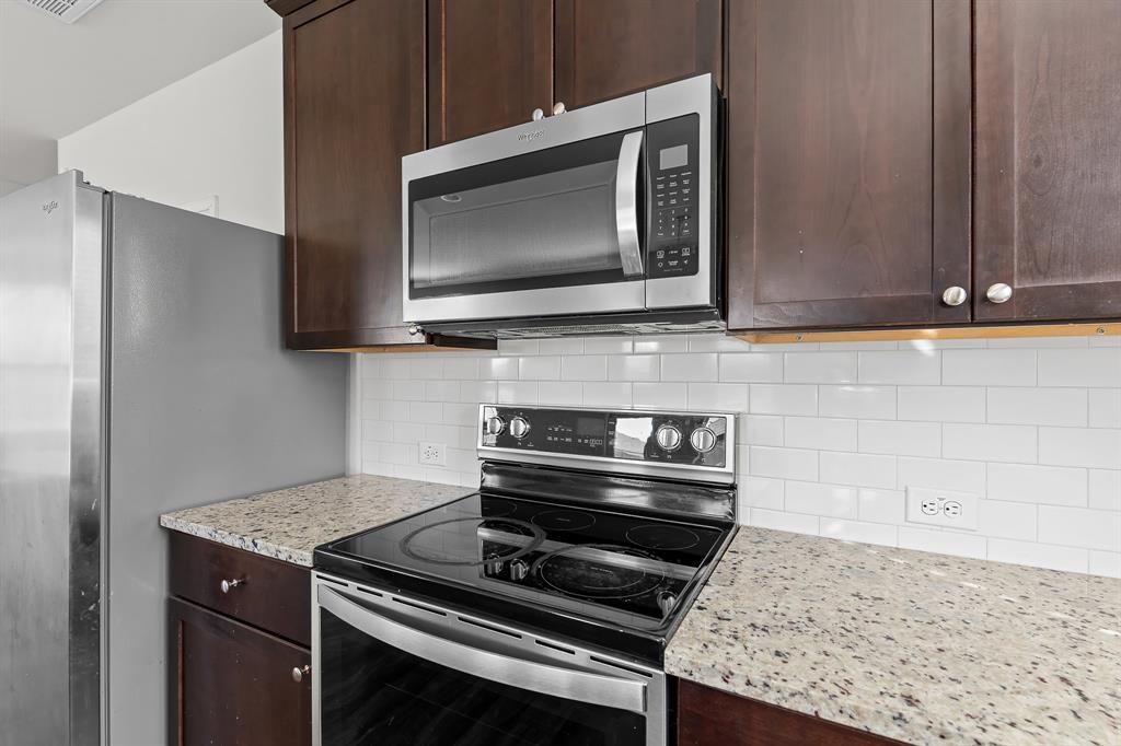 457 Bedford Falls LN