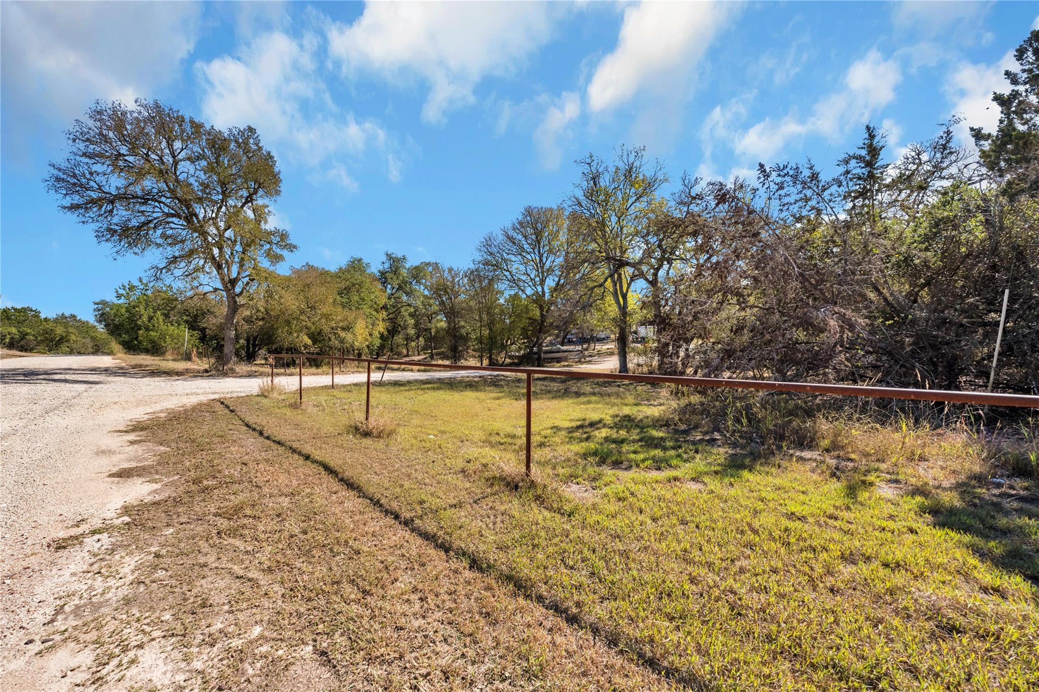 1491 Pvrt Rd 905