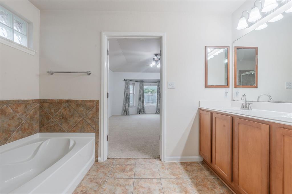 9408 Castle Pines DR