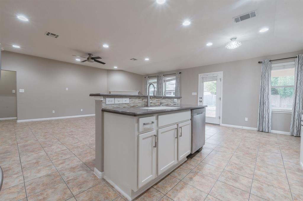 9408 Castle Pines DR