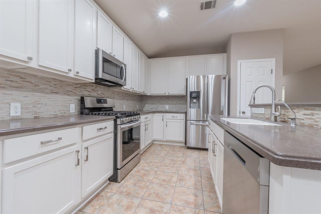 9408 Castle Pines DR