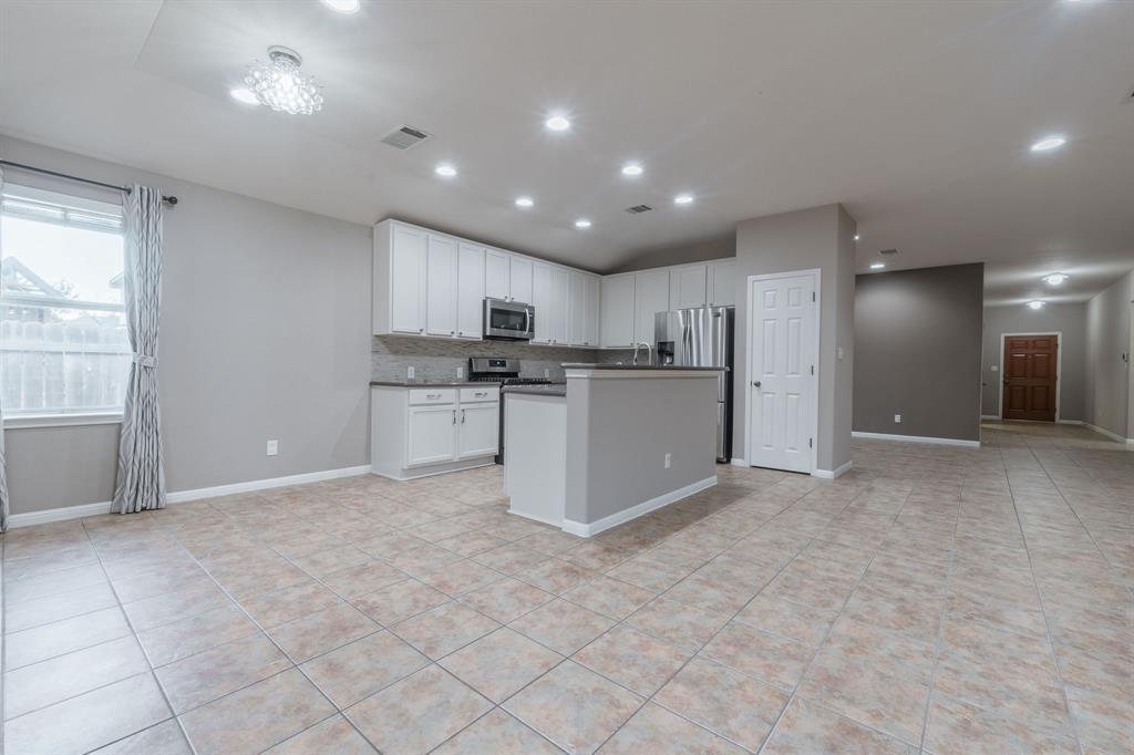 9408 Castle Pines DR