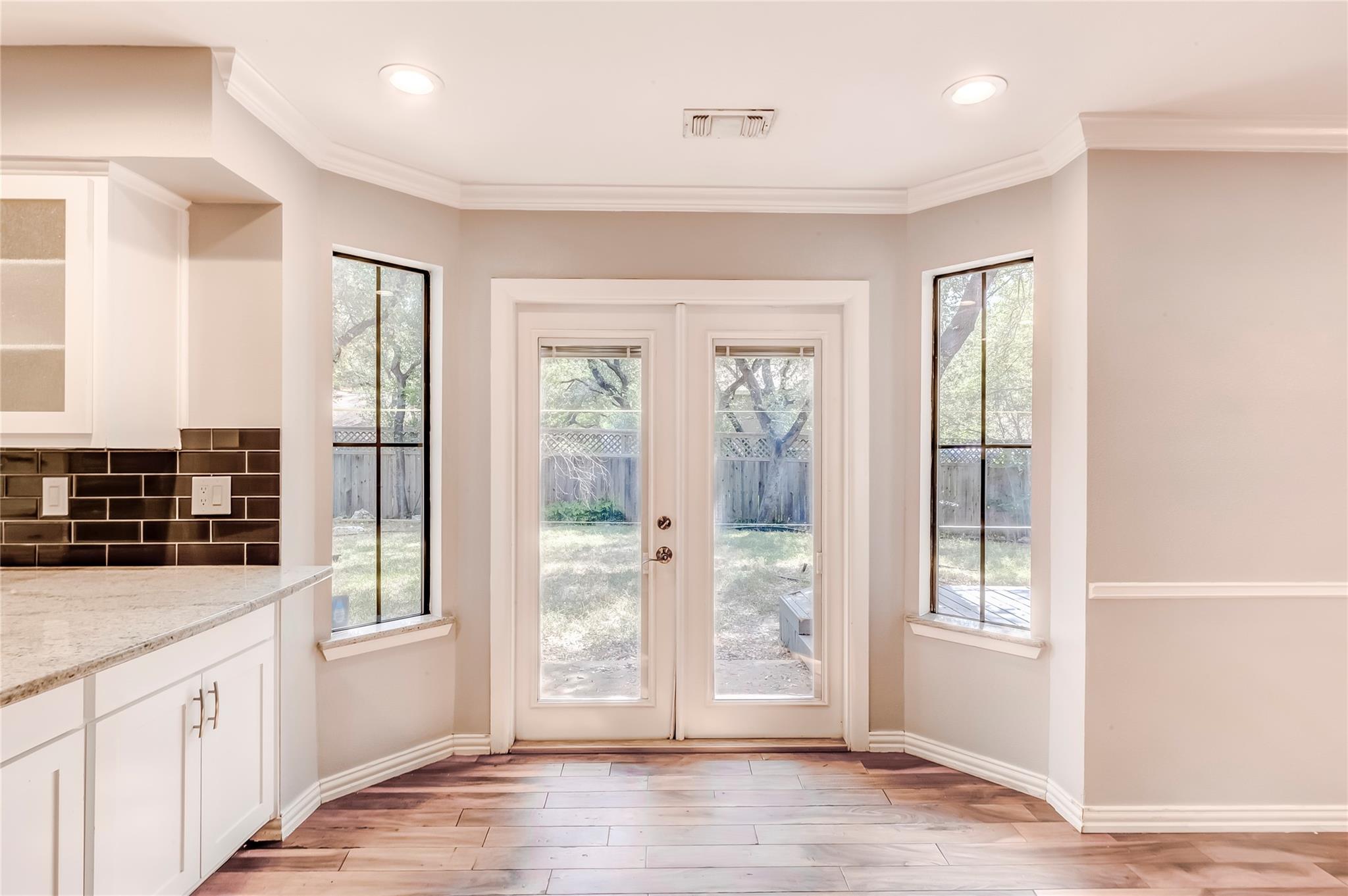 10905 Wintergreen HL