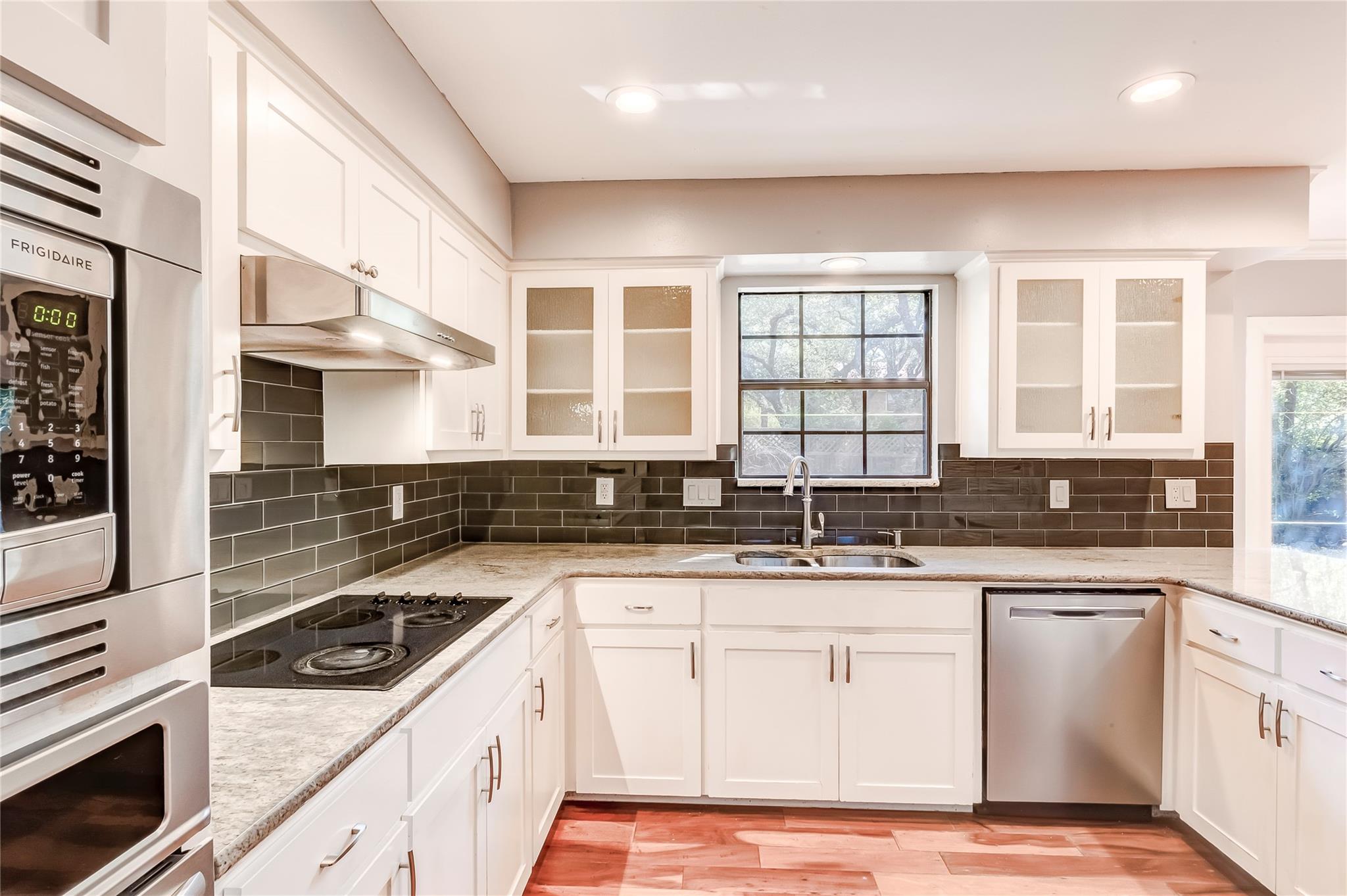 10905 Wintergreen HL