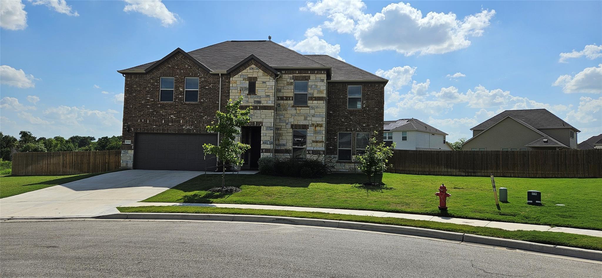 16700 Fresno CV