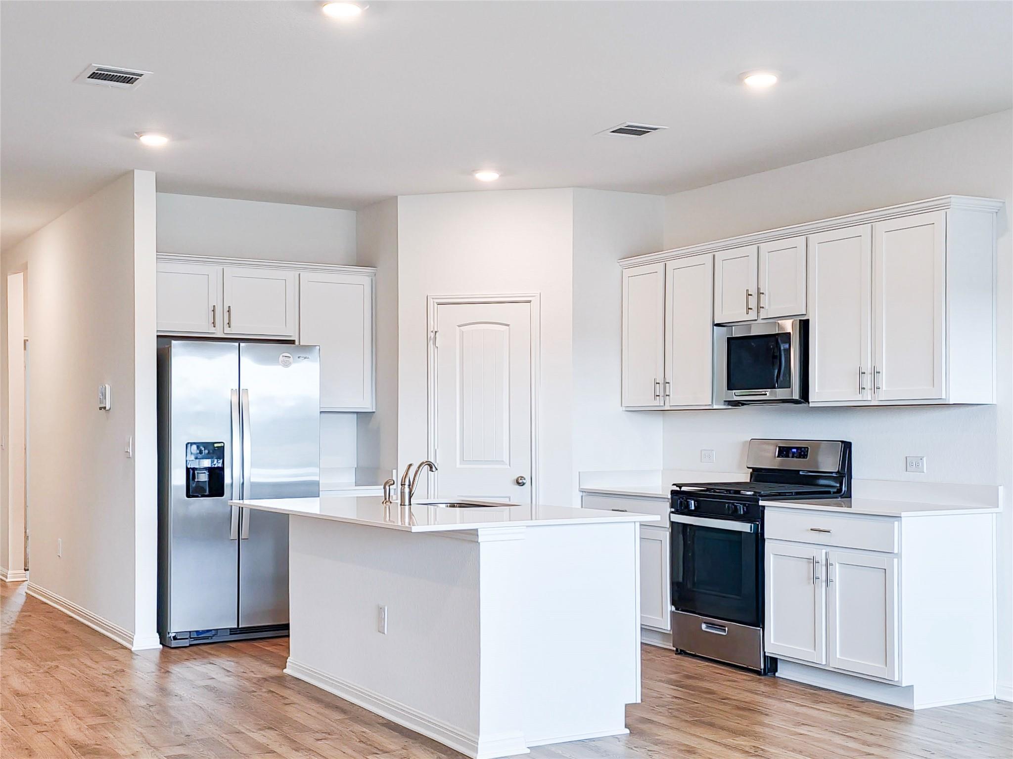 2313 March Hare TRCE