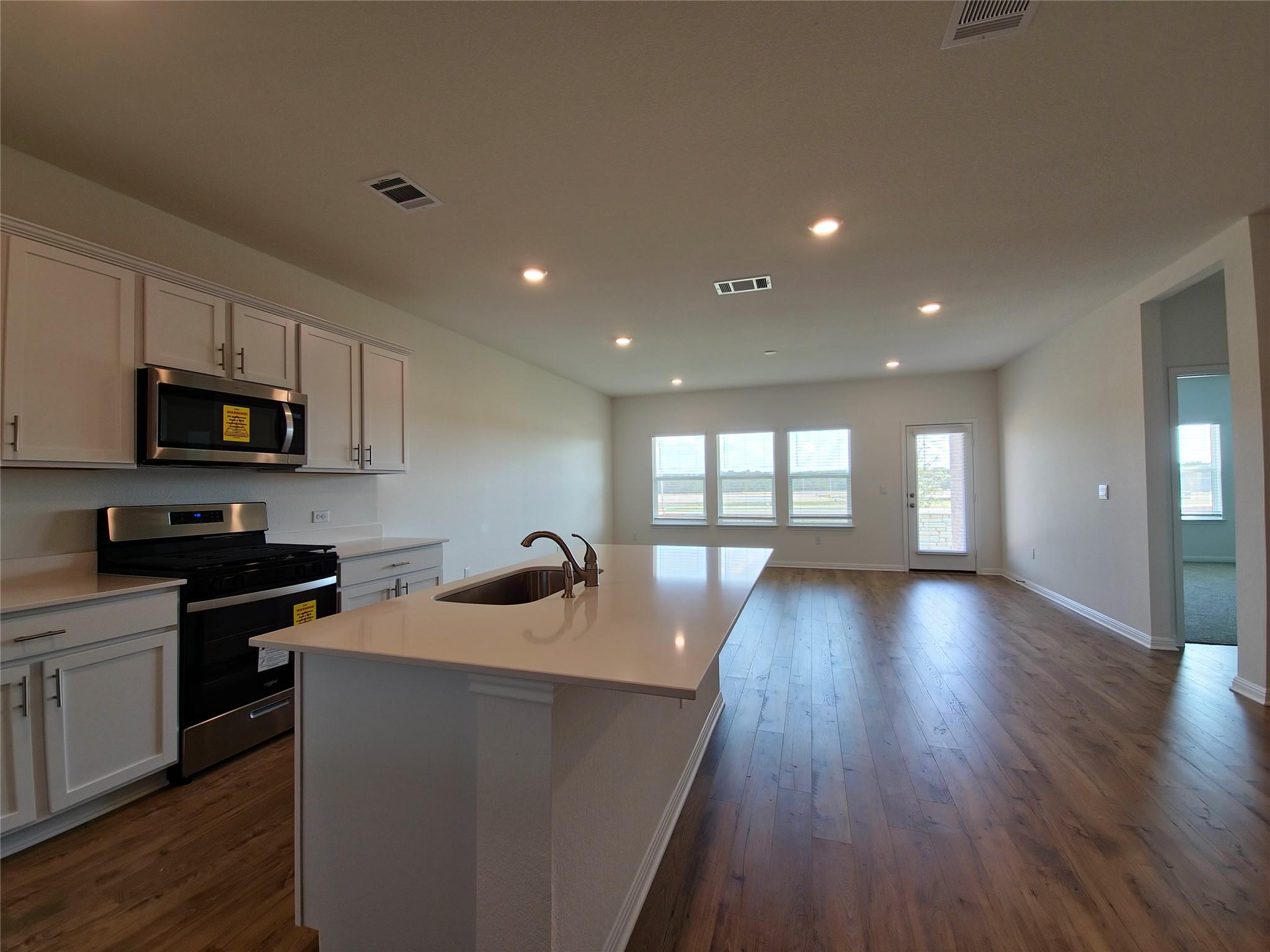 2313 March Hare TRCE