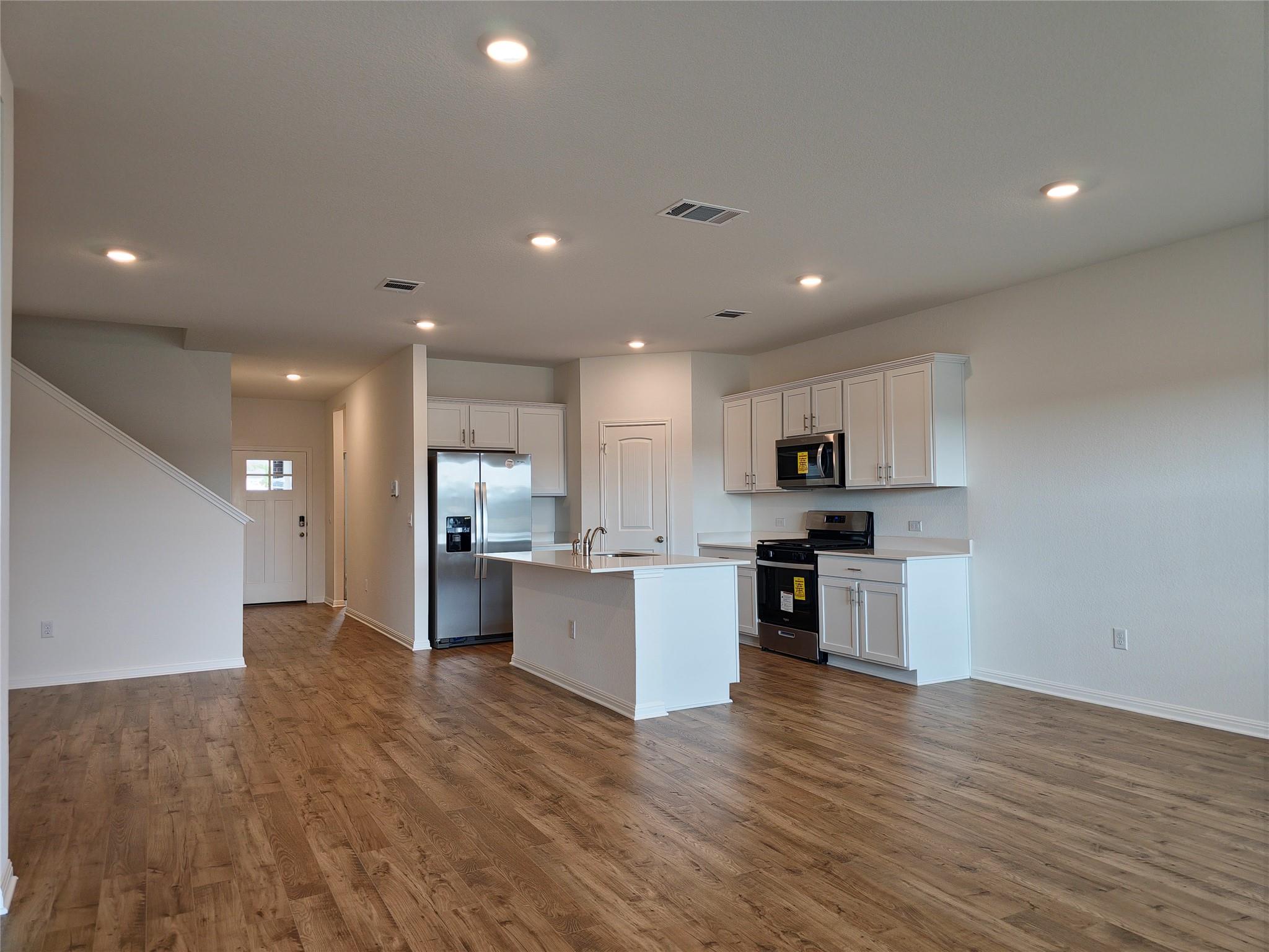 2313 March Hare TRCE