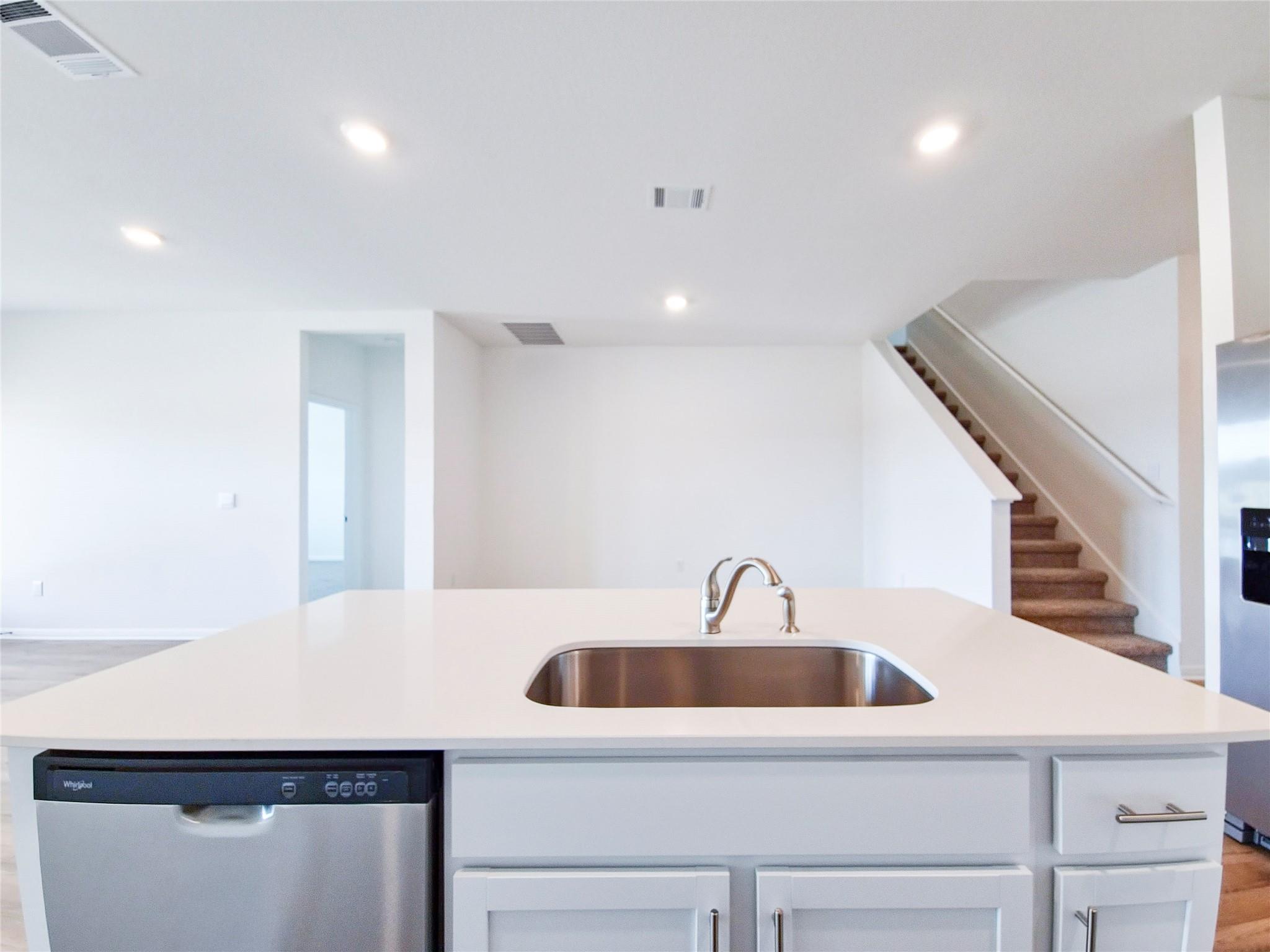 2313 March Hare TRCE